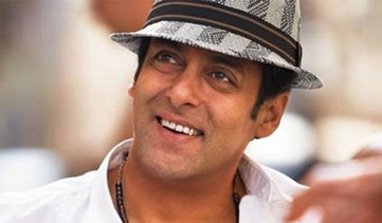Salman Khan plays godfather to Aditya Panscholi's son Suraj