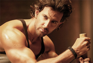 To stay fit, don't starve yourself: Hrithik Roshan
